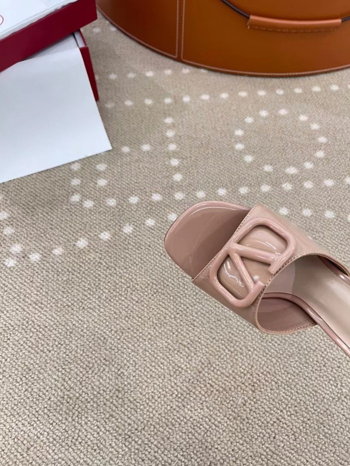 Valentino shoes 032 XM072