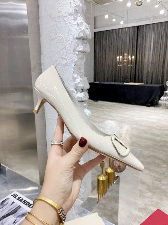 Valentino shoes 024 XM003