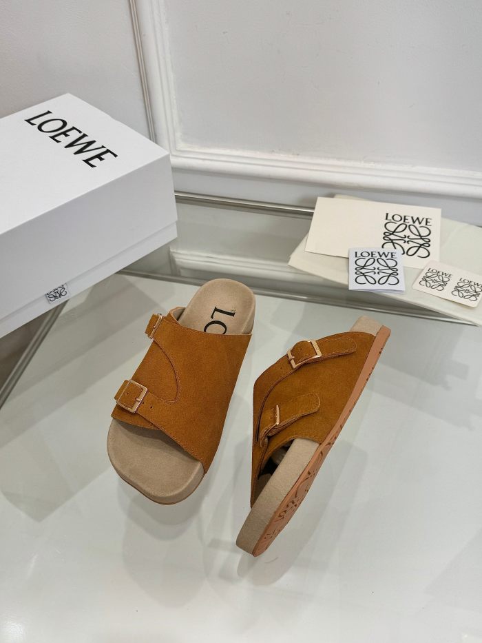 Loewe shoes 022 XM012