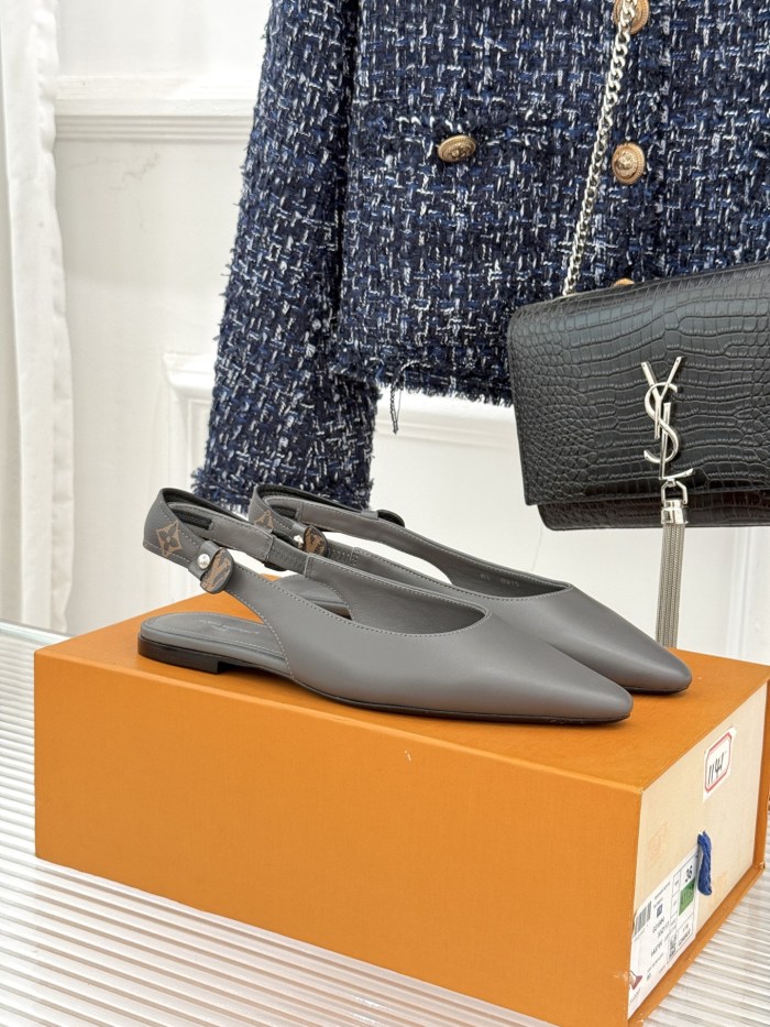 LV shoes 035 XM063