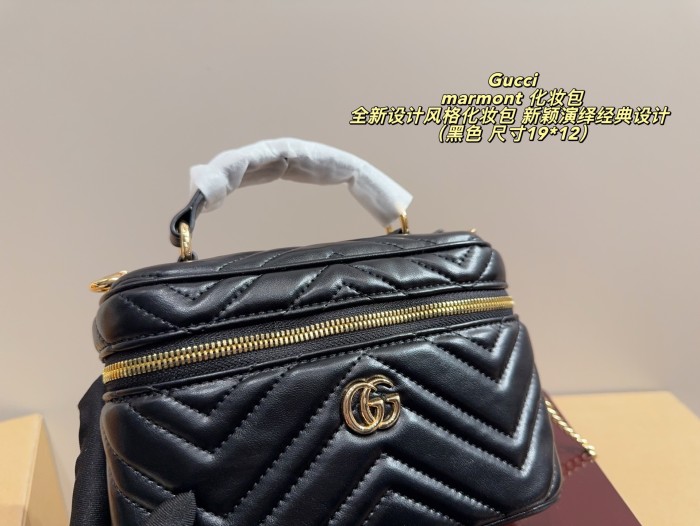 Gucci Marmont Bag 030 DB061 19cm