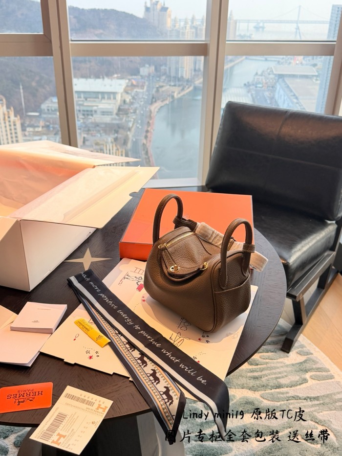 Hermes Lindy19 Bag 017 DB542 19cm