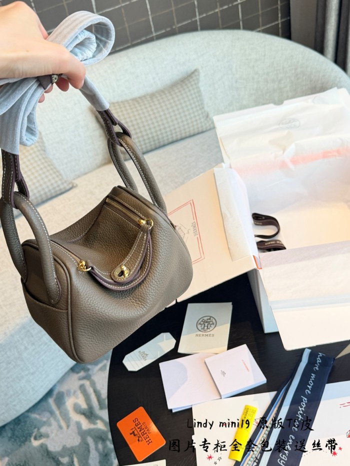 Hermes Lindy19 Bag 017 DB542 19cm