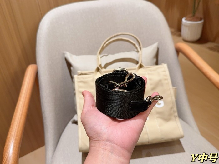 Marc Jacobs Tote 001 DB531 33cm