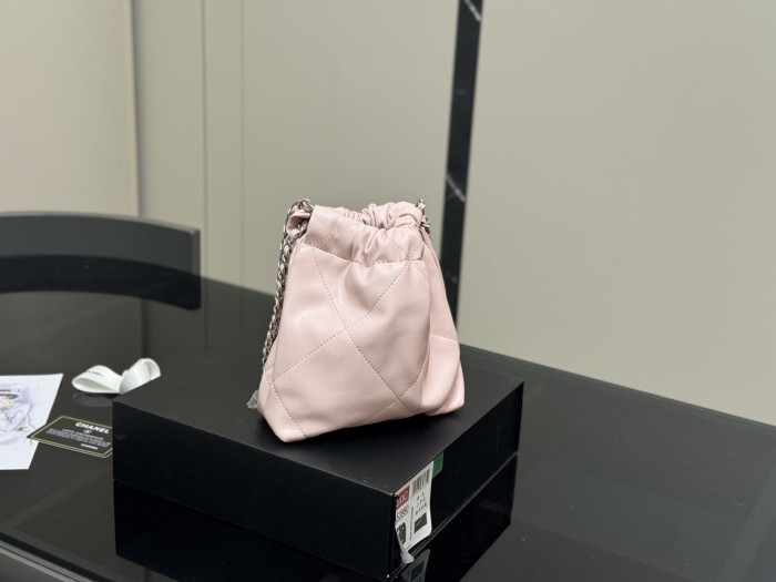 Chanel Shoulder Bag 115 DB081 20cm