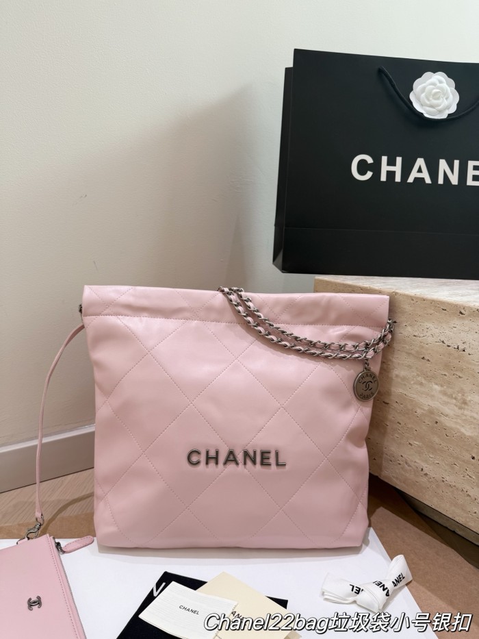 Chanel Shoulder Bag 124 DB591 35-39cm