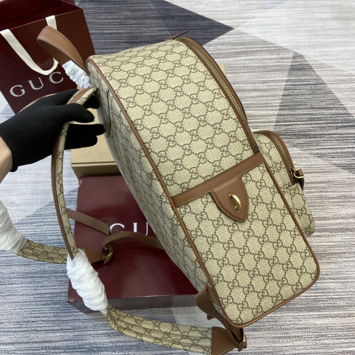 Gucci Emblem Backpack 821159 BST096 31cm