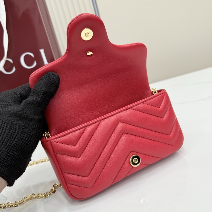 Gucci Marmont Bag 841290 BST054 16.5cm