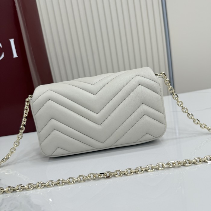 Gucci Marmont Bag 841290 BST054 16.5cm
