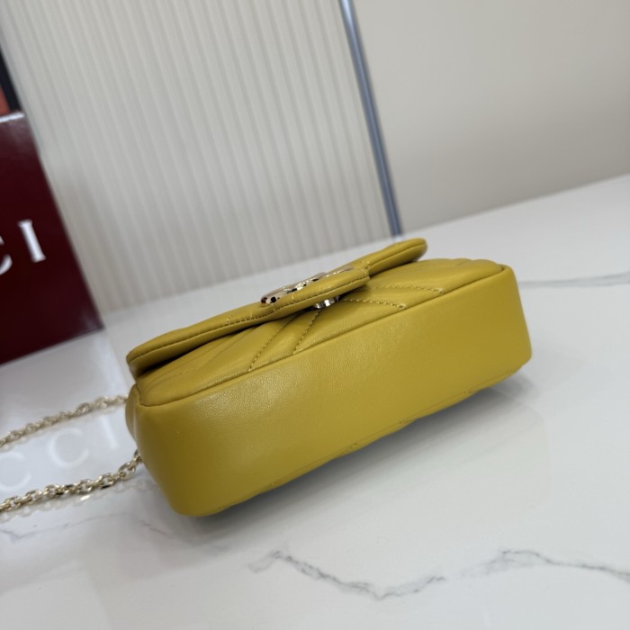 Gucci Marmont Bag 841290 BST054 16.5cm