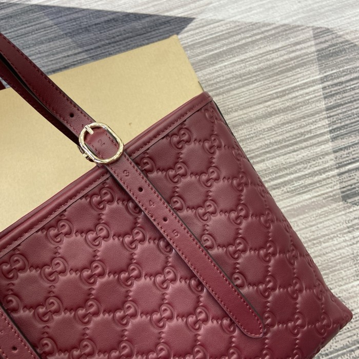 Gucci Emblem Tote 847456 BST065 25cm