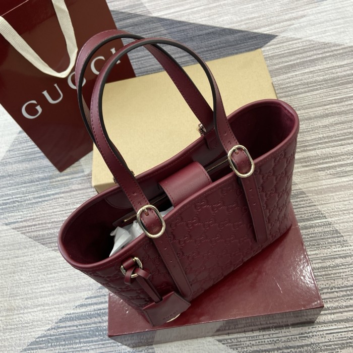 Gucci Emblem Tote 847456 BST065 25cm