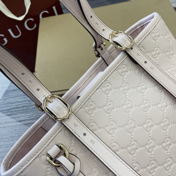 Gucci Emblem Tote 847456 BST065 25cm
