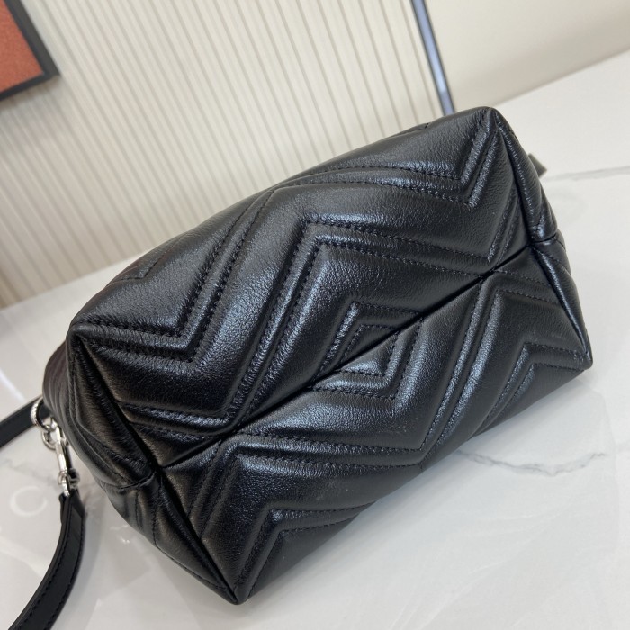 Gucci Marmont Bag 855391 BST075-056 17.5cm