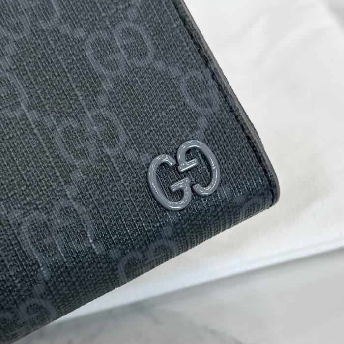 Gucci Supreme Wallet 856562 BST032 19cm