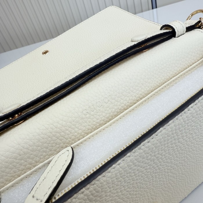 Gucci Softbit Wallet 855654 BST0440 20cm