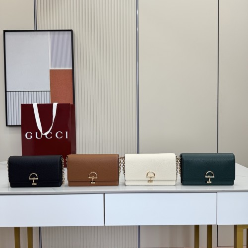 Gucci Softbit Wallet 855654 BST0440 20cm