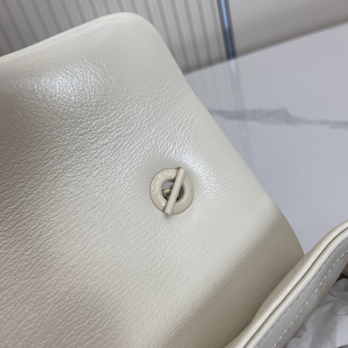 Gucci Marmont Bag 856368 BST026 20cm