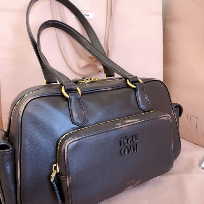 Miu Miu Pocket Handbag 5BB179 HH0531 32cm