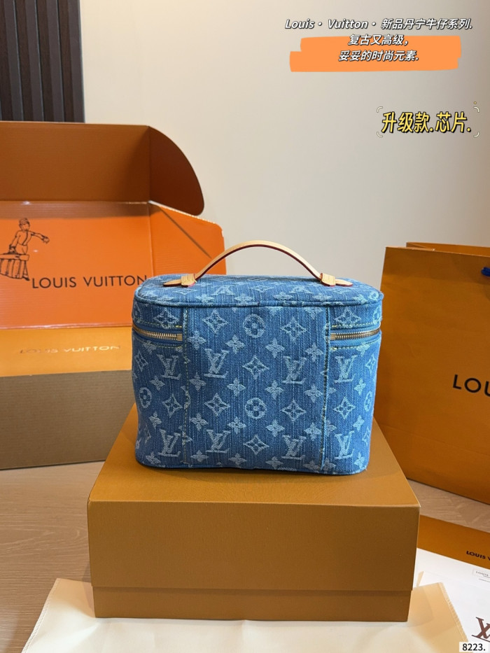 LV Vanity Pouch Bag 316 DB581 24cm
