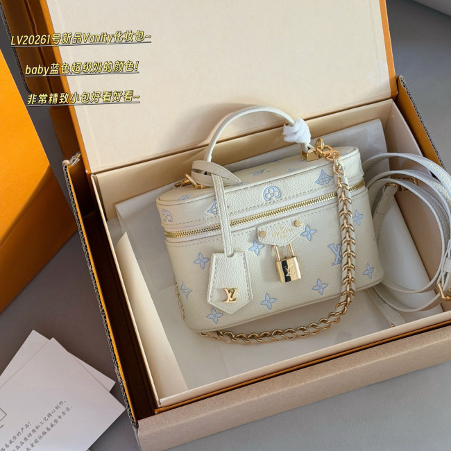 LV Vanity Pouch Bag 320 DB581 19cm