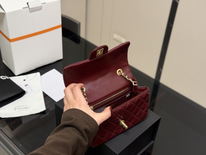 Chanel Shoulder Bag 135 DB581 17-20cm