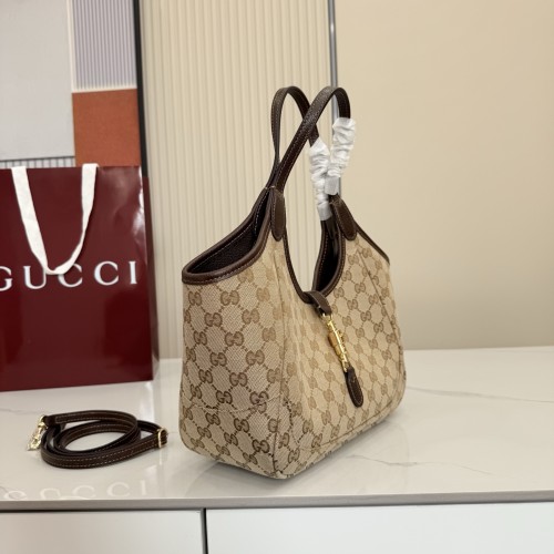 Gucci Mercato Tote 866646 BST016 26cm