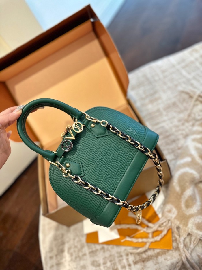 LV Nano Alma Bag 324 DB581 20cm
