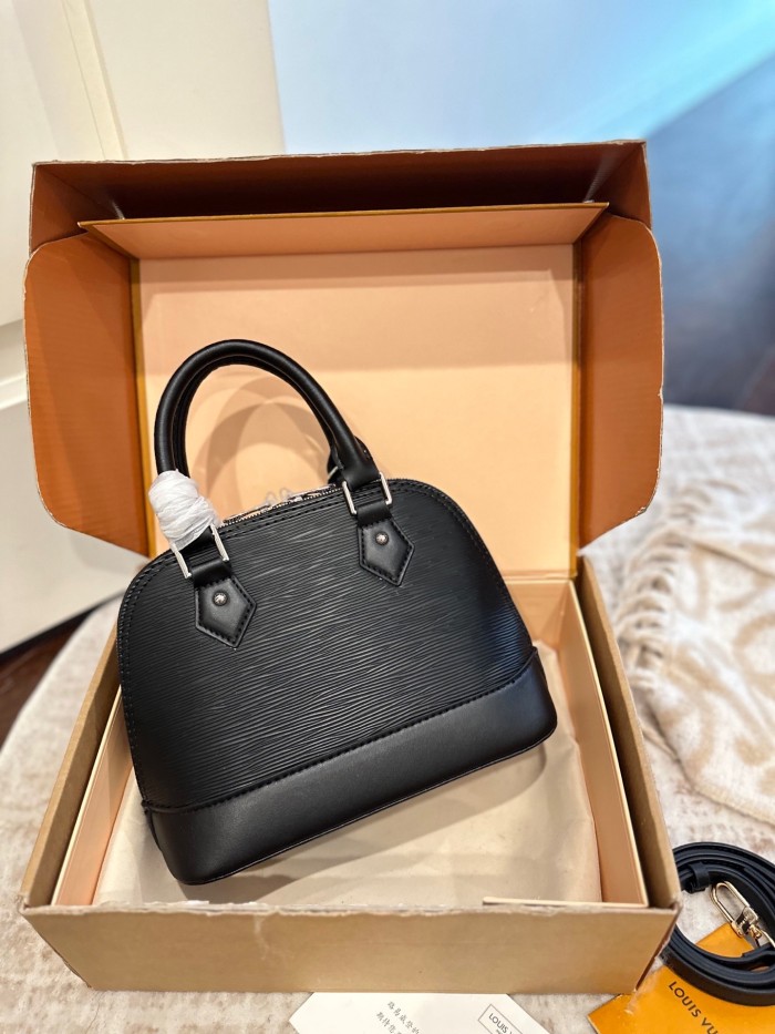 LV Alma BB Bag 325 DB571 25cm