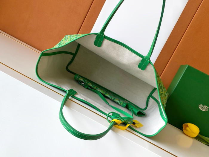 Goyard Saint Louis Bag 020146M YD044 34cm