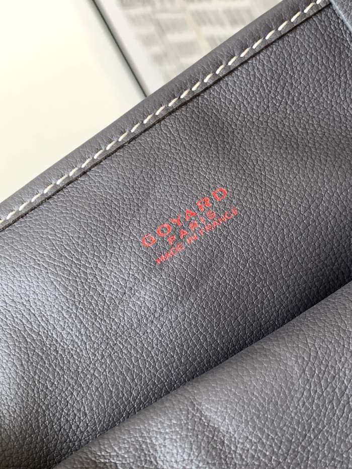 Goyard Anjou Mini Bag 2321 YD084 20cm