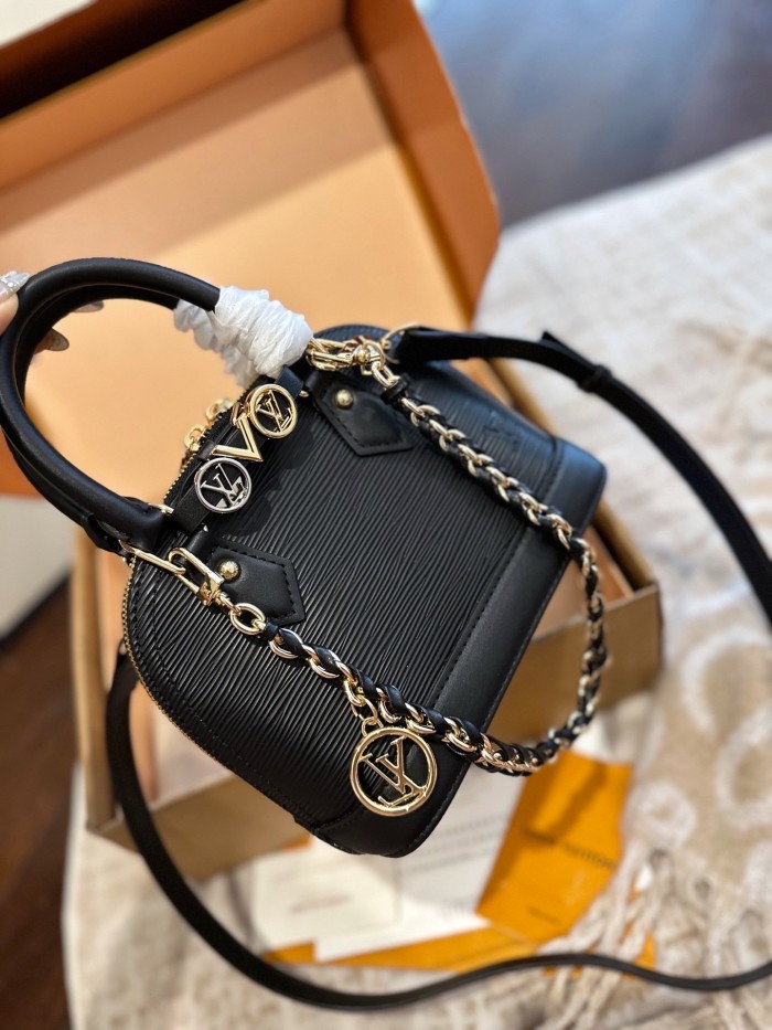 LV Nano Alma Bag 324 DB581 20cm