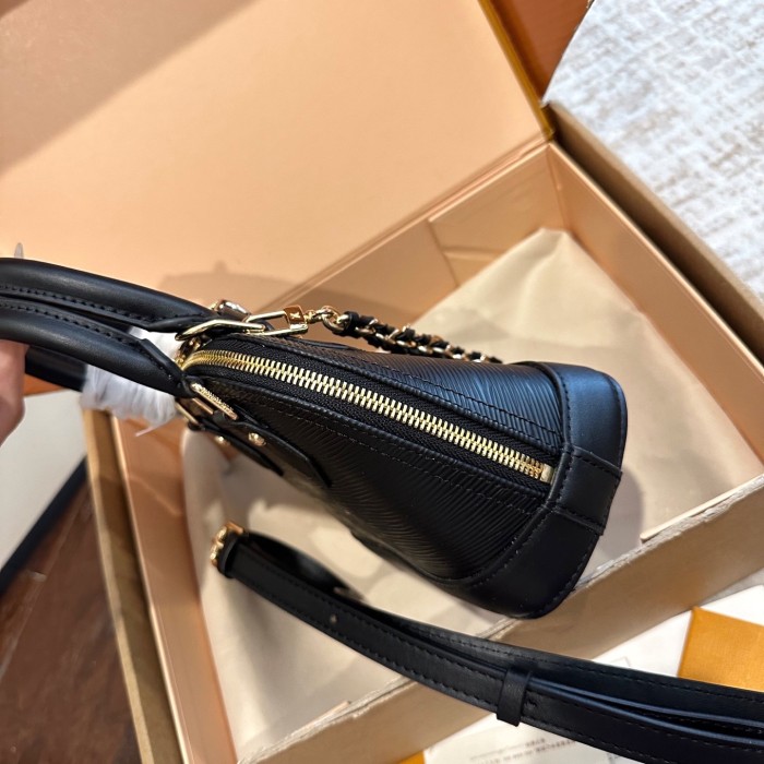 LV Nano Alma Bag 324 DB581 20cm