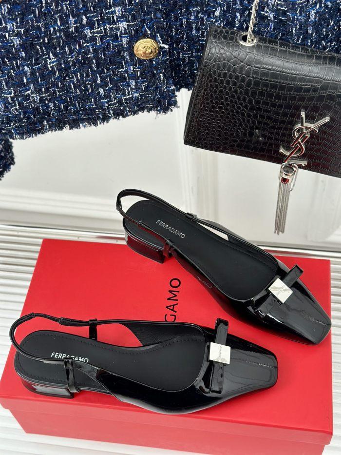 Ferragamo Shoes 007 HL082