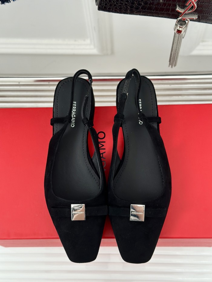 Ferragamo Shoes 007 HL082