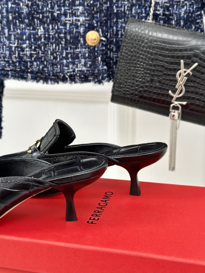Ferragamo Shoes 003 HL082
