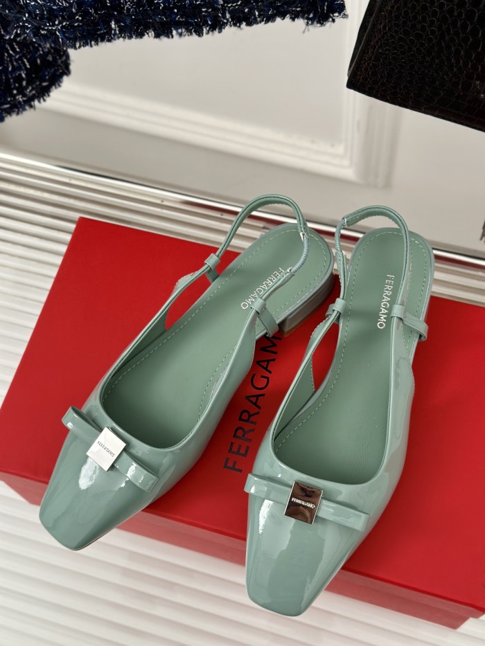 Ferragamo Shoes 007 HL082