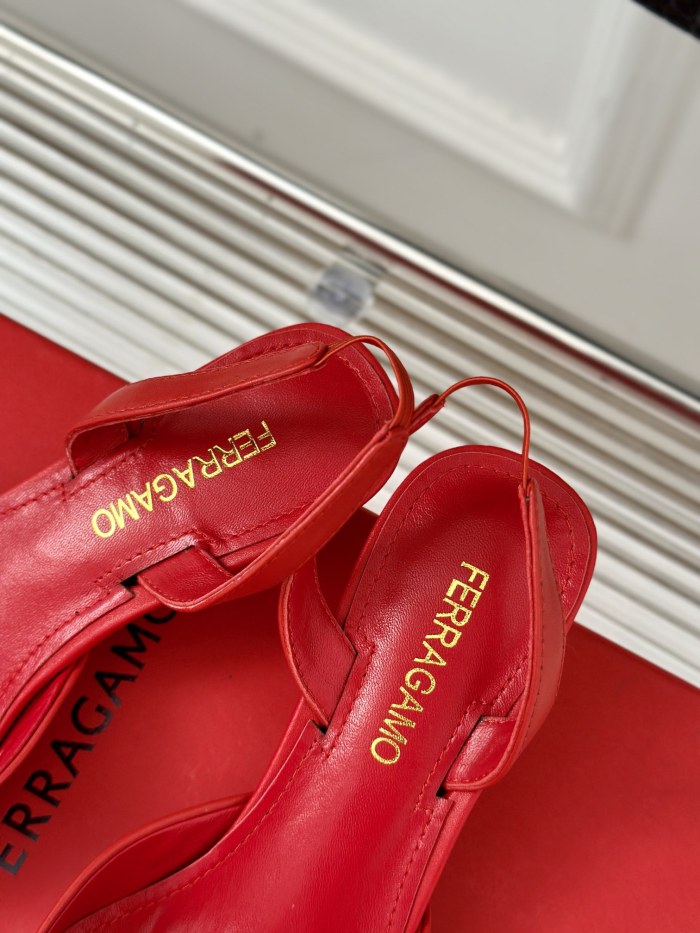Ferragamo Shoes 004 HL082