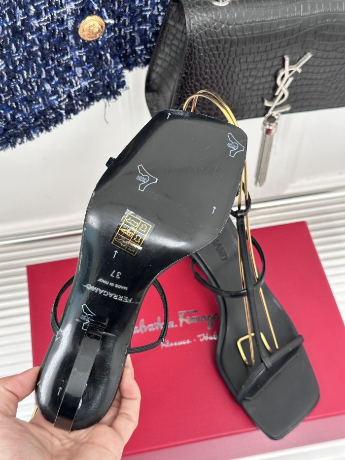 Ferragamo Shoes 001 HL003