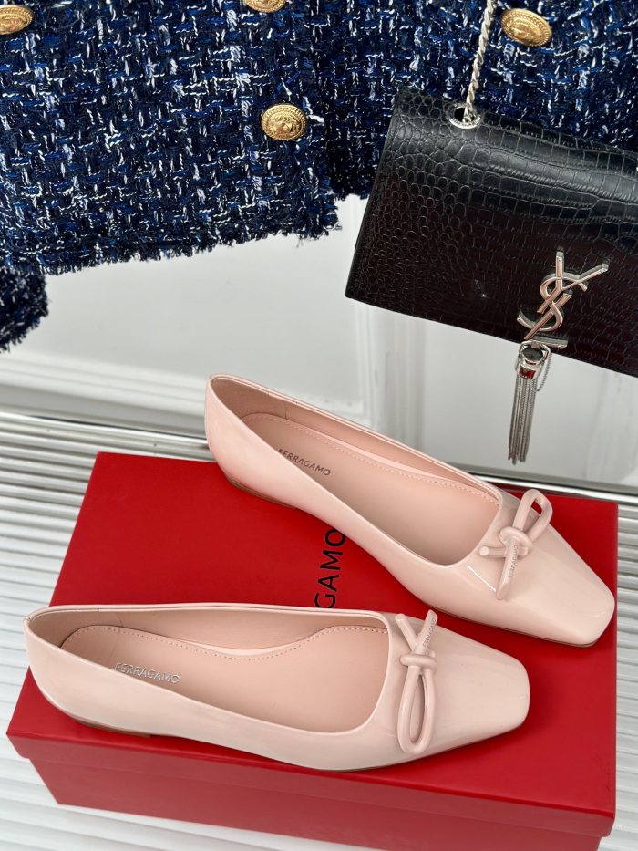 Ferragamo Shoes 008 HL003
