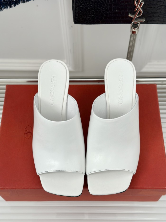 Ferragamo Shoes 002 HL003