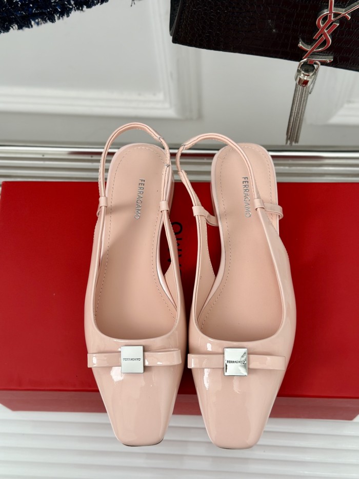 Ferragamo Shoes 007 HL082