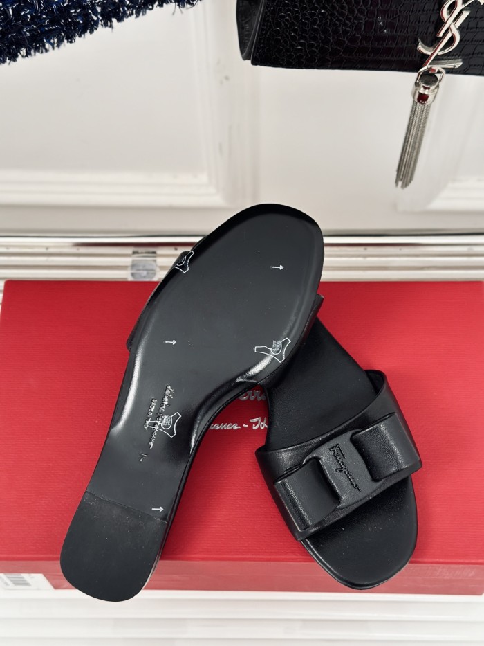Ferragamo Shoes 005 HL062
