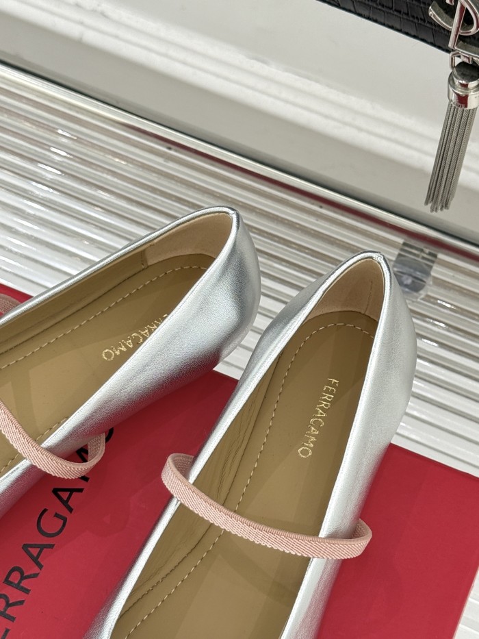 Ferragamo Shoes 028 HL003
