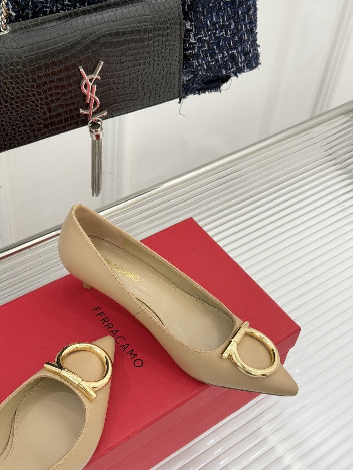 Ferragamo Shoes 022 HL003