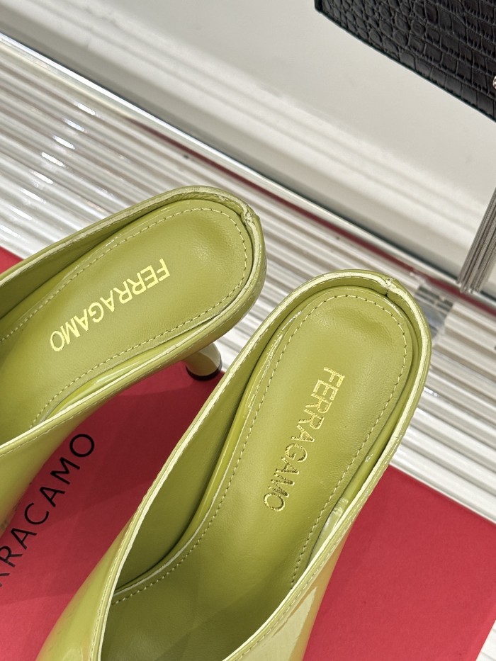 Ferragamo Shoes 027 HL003