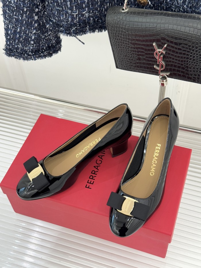 Ferragamo Shoes 029 HL023