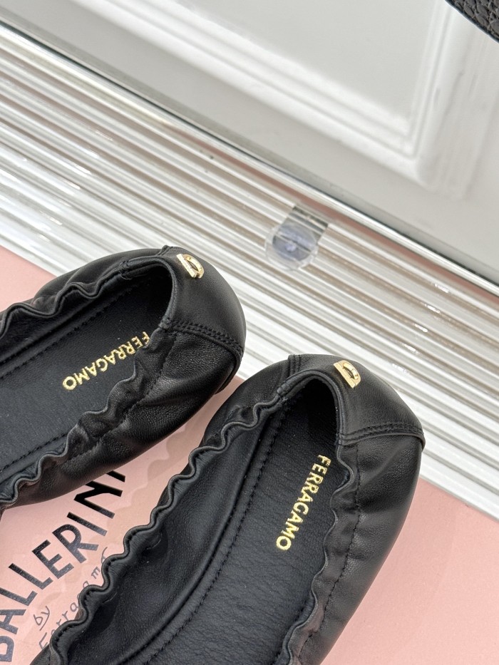 Ferragamo Shoes 014 HL082