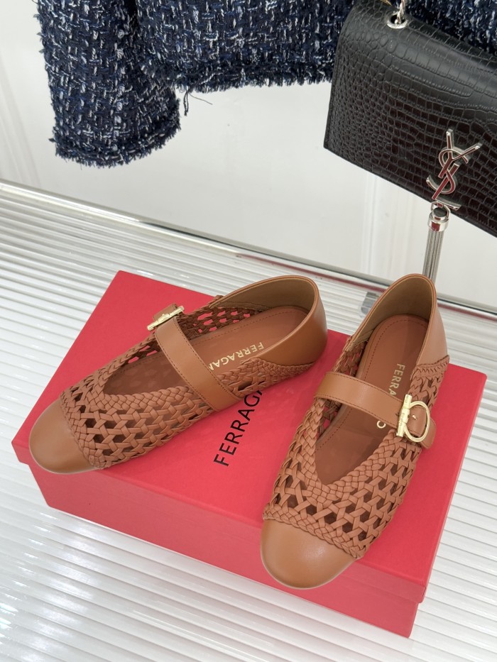 Ferragamo Shoes 038 HL003