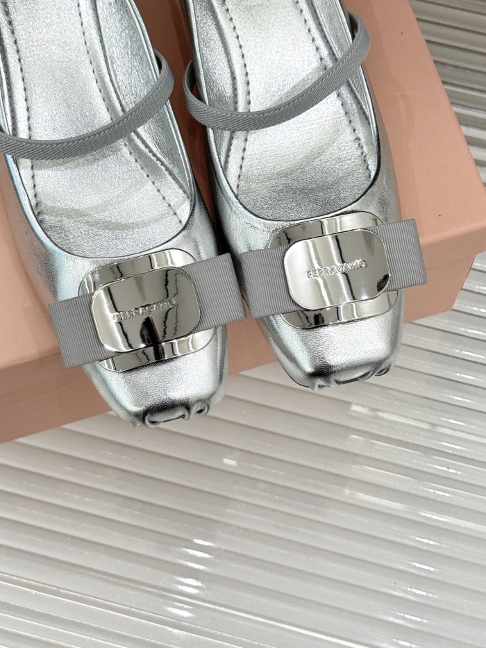 Ferragamo Shoes 025 HL072